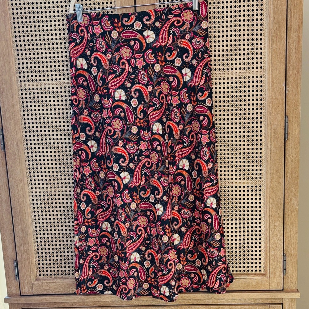 LOFT Paisley Print Slip Skirt